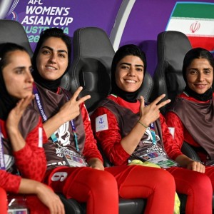 乐鱼体育登录-已有5名伊朗女足队员放弃澳大利亚庇护，决定回国